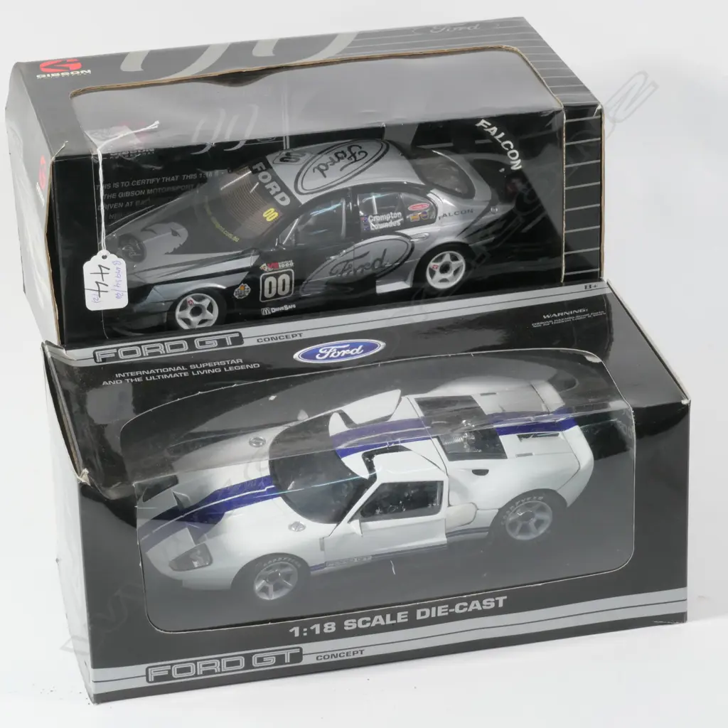 2 DIE CAST CARRS FORD GT + AU FALCON BOTH NUMBERED EDITIONS L 320 MM Image 1++