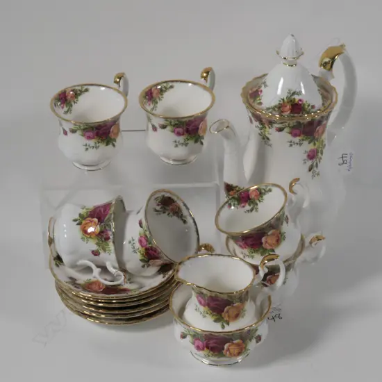 ROYAL ALBERT OLD COUNTRY ROSES 15 PC COFFEE SET [INCL. MEDIUM COFFEE POT]