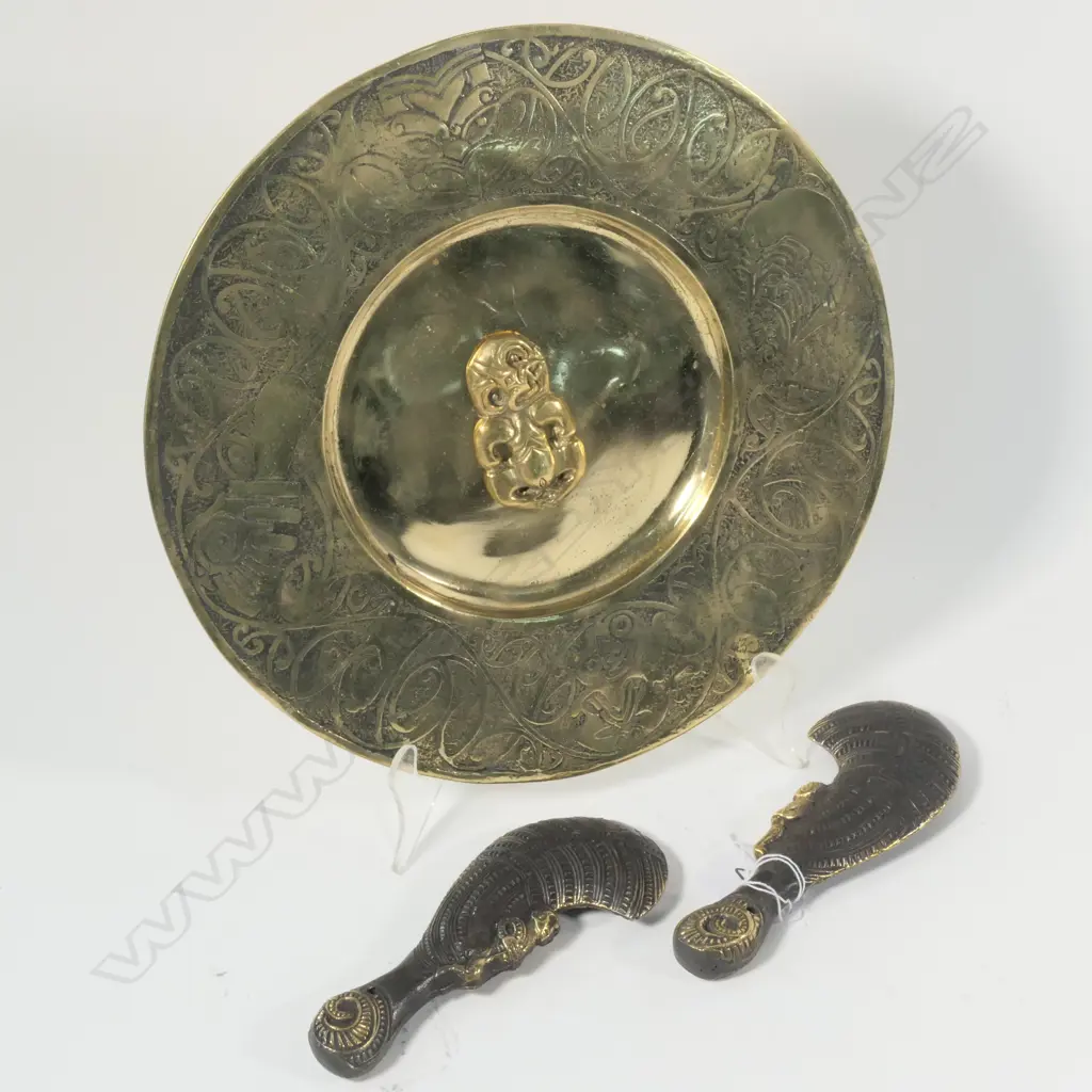 BRASS/BRONZE MAORI DISH + 2 SMALL WAHAIKA  Image 1++