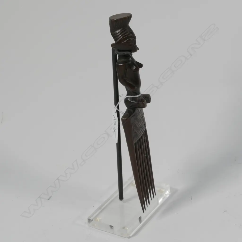 AFRICAN TRIBAL COMB H 240 MM Image 1++