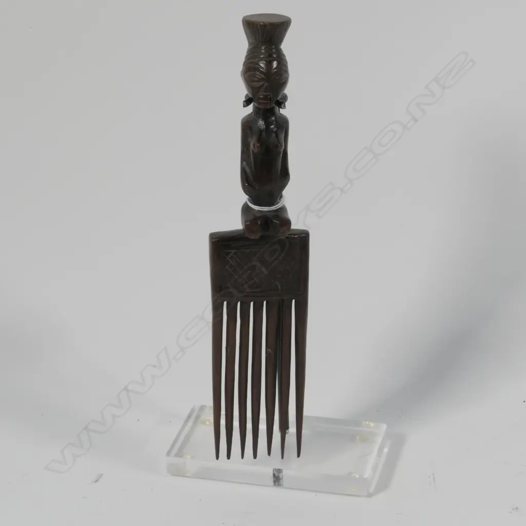 AFRICAN TRIBAL COMB H 240 MM Image 1++