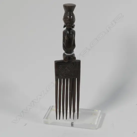 AFRICAN TRIBAL COMB H 240 MM