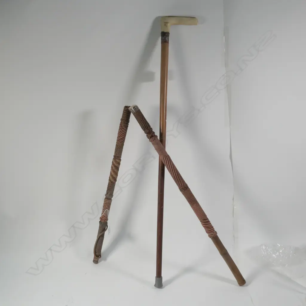 ANTLER HANDLED WALKING STICK & DECORATIVELY WRAPPED BAMBOO STAFF (AF) Image 1++