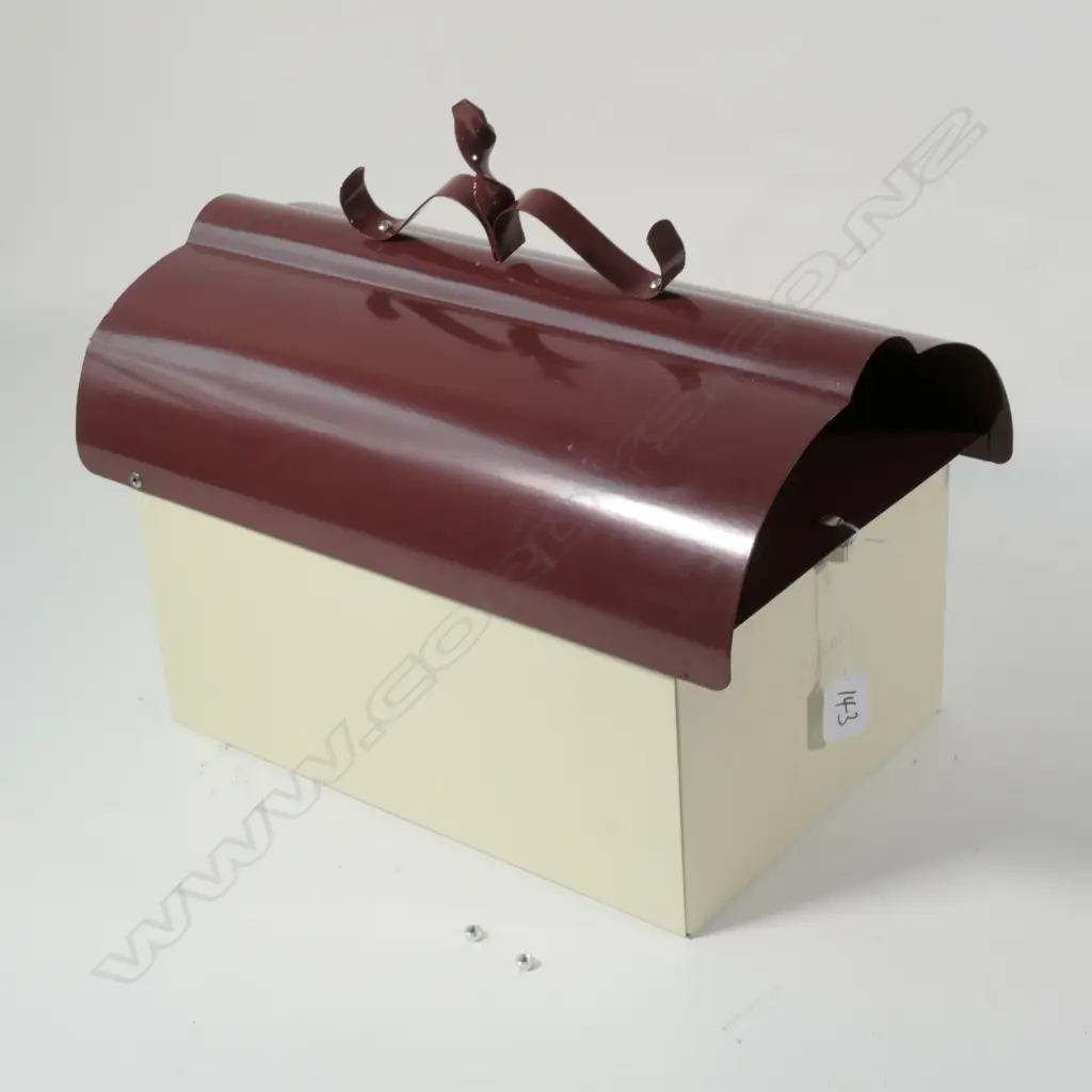 'STANLEY' AS NEW METAL LETTER BOX MAROON & CREAM Image 1++