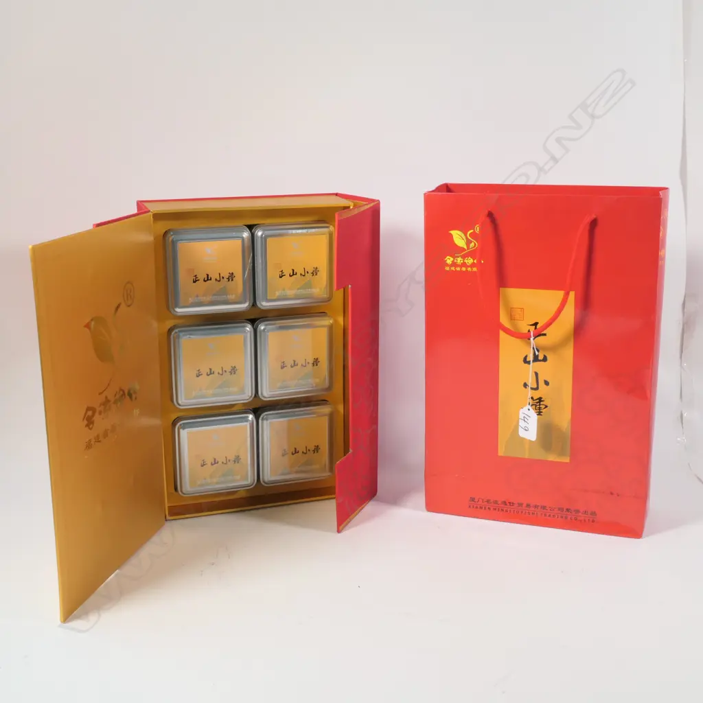 FANCY BOX OF TIN CONTAINING 6 SEALED TINS Image 1++