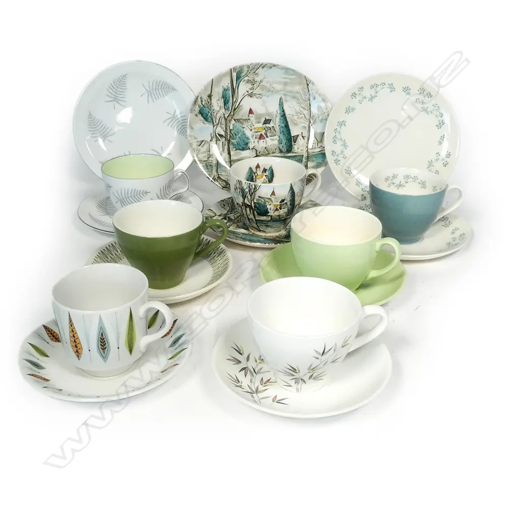 SEVEN GOOD VINTAGE 1950s-1960s CUPS & SAUCERS AND TRIOS Image 1++