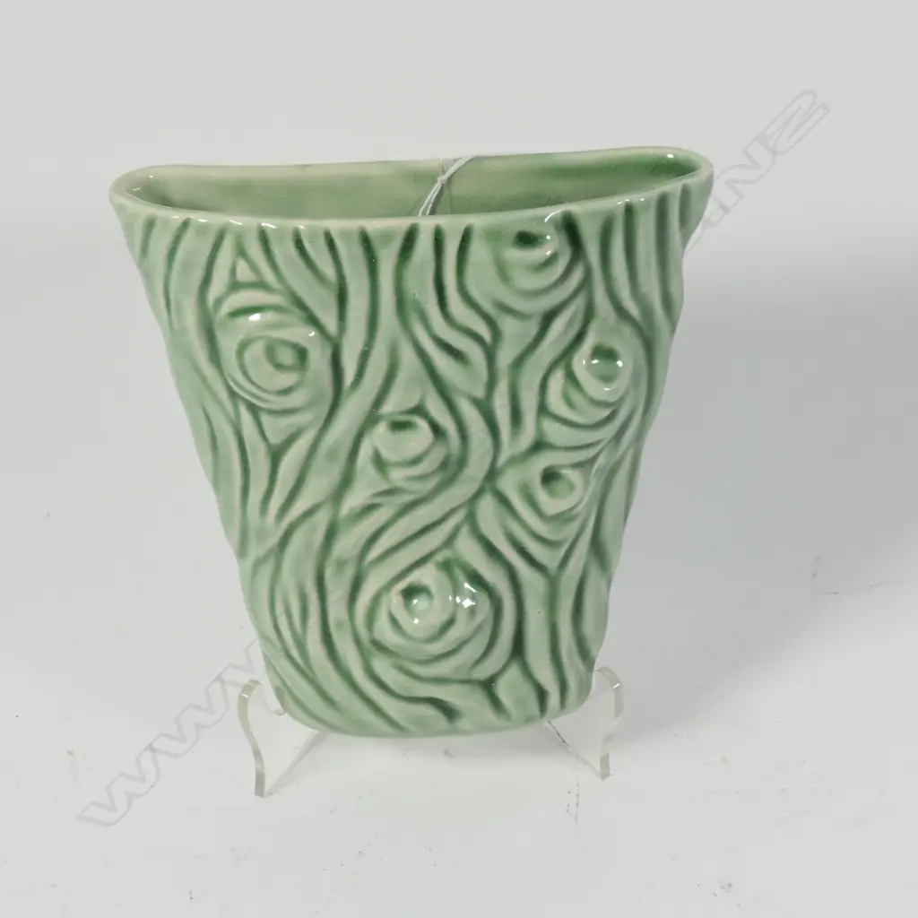 C/LYNN TEA TRUNK WALL VASE H 140 MM Image 1++