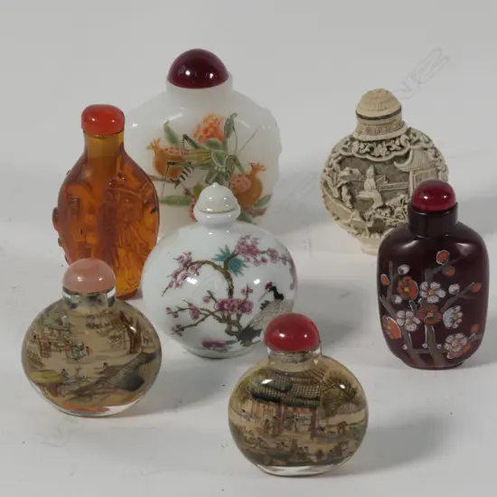 SEVEN CHINESE SNUFF BOTTLES