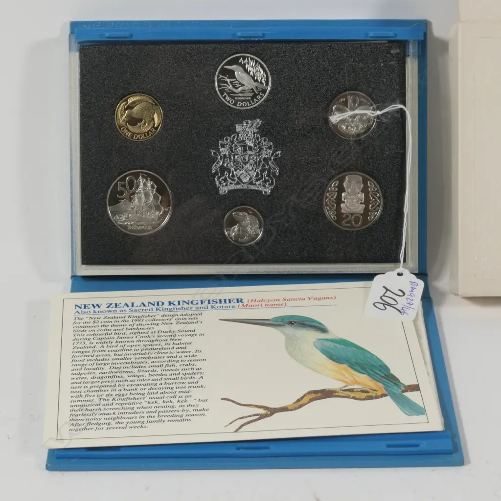 BOXED N.Z PROOF 1993 COIN SET Image 1++