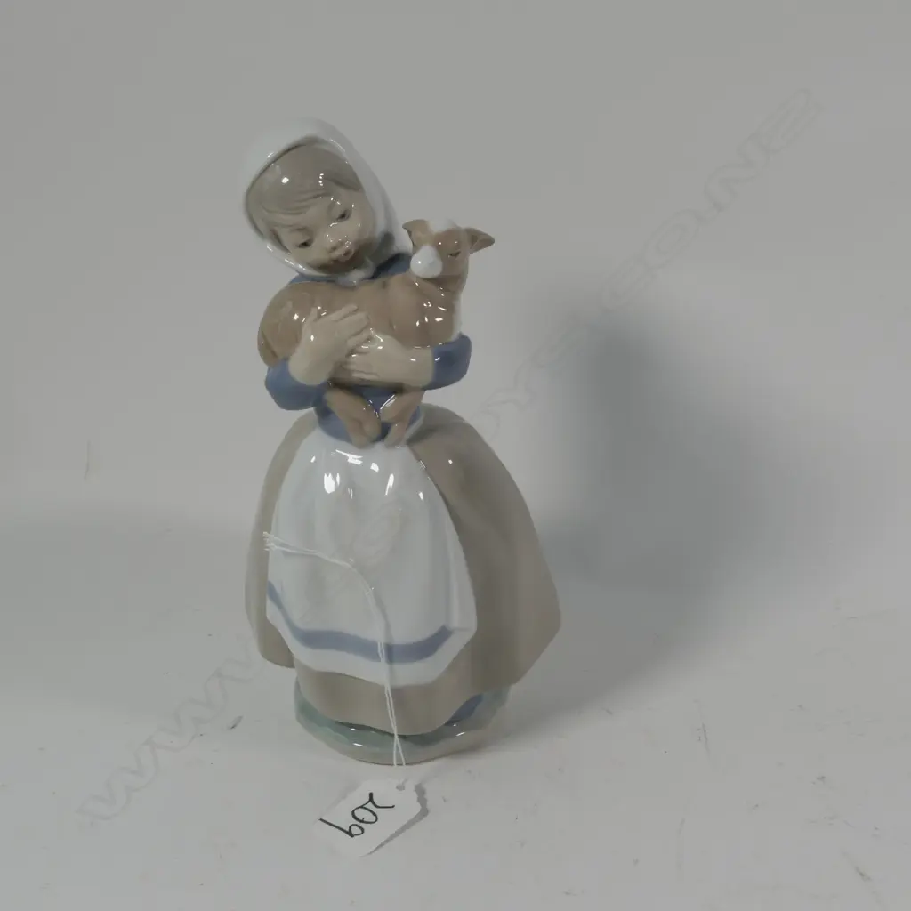 NAO FIGURE OF A YOUNG GIRL WITH CALF 210 MM Image 1++