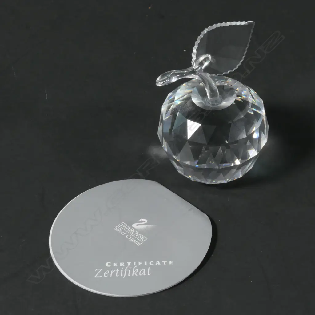 SWAROVSKI BOXED APPLE H 80 MM Image 1++