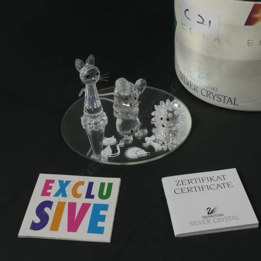 SWAROVSKI BOXED CAT/MOUSE/HEDGEHOG ON MIRRORED STAND D 10 MM Image 1++