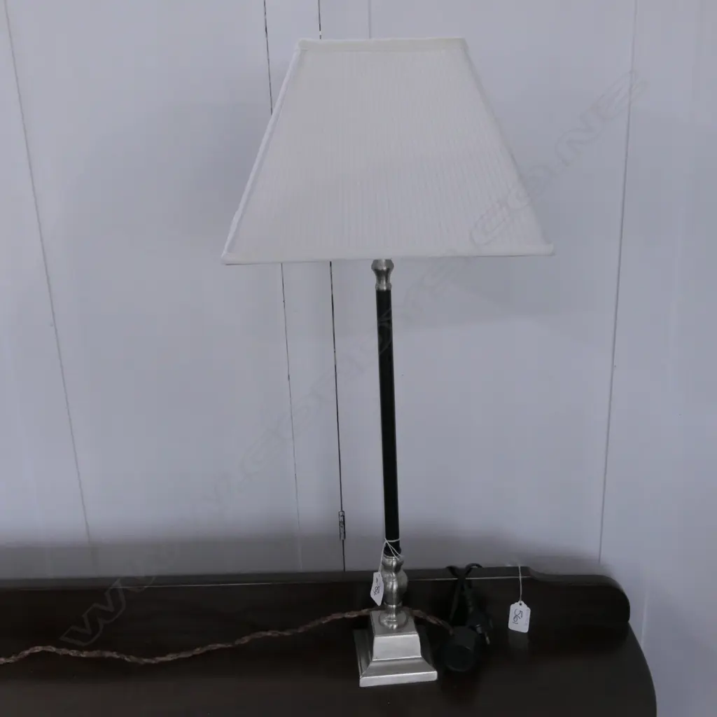 SIDE LAMP H 700 MM Image 1++