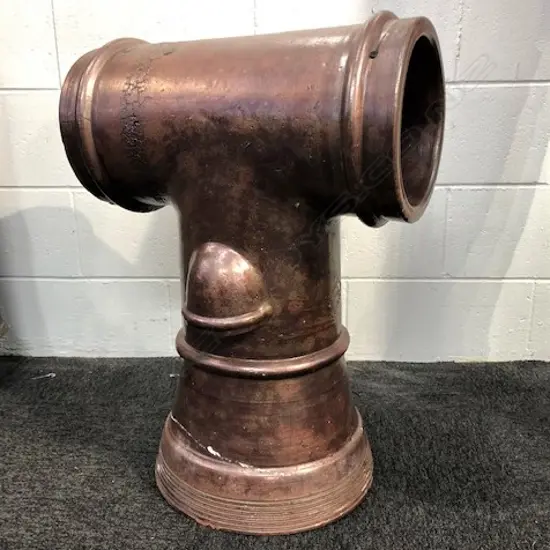 An early 20thC Murphy Brothers of Wellington chimney pot