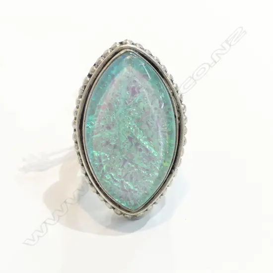 LGE OPAL STYLE DRESS RING SILVER  MOUNT