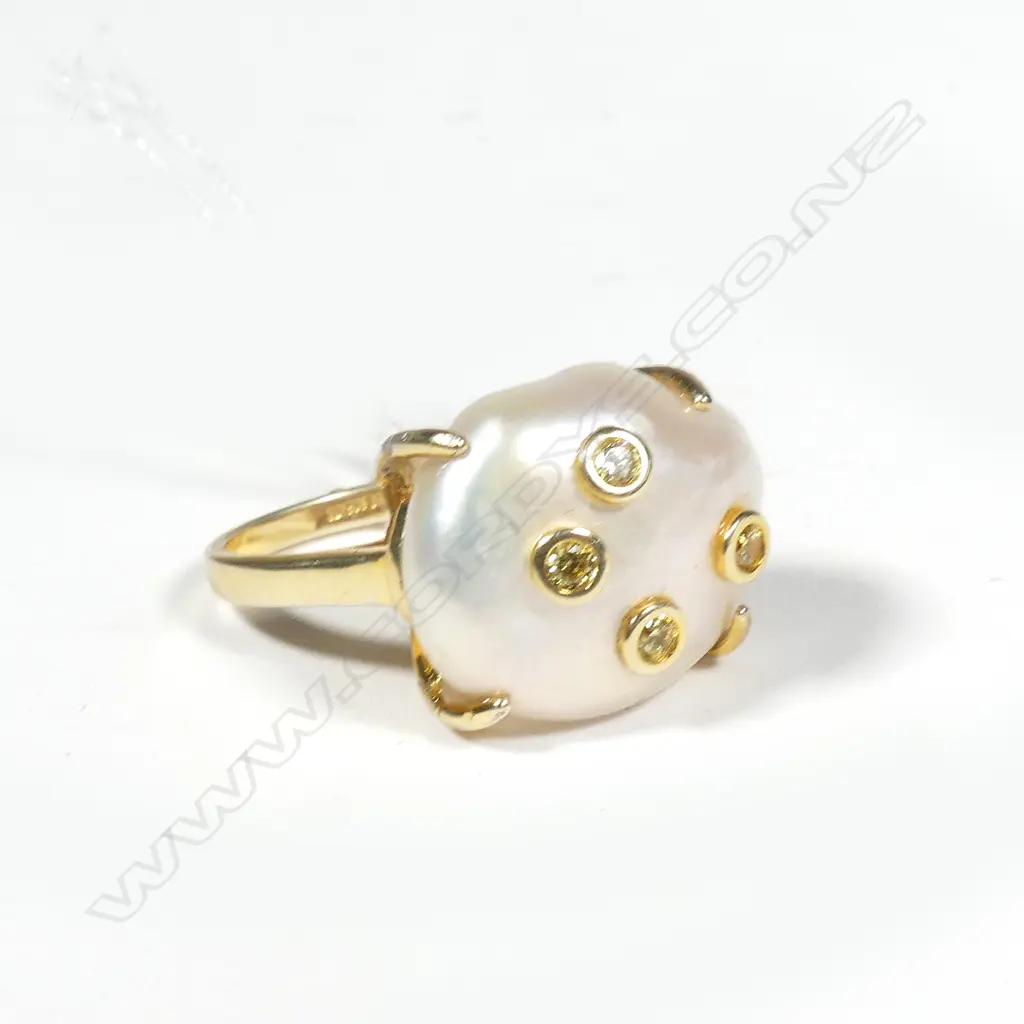 LGE PEARL CZ DRESS RING 'AMBER SKEATS' Image 1++