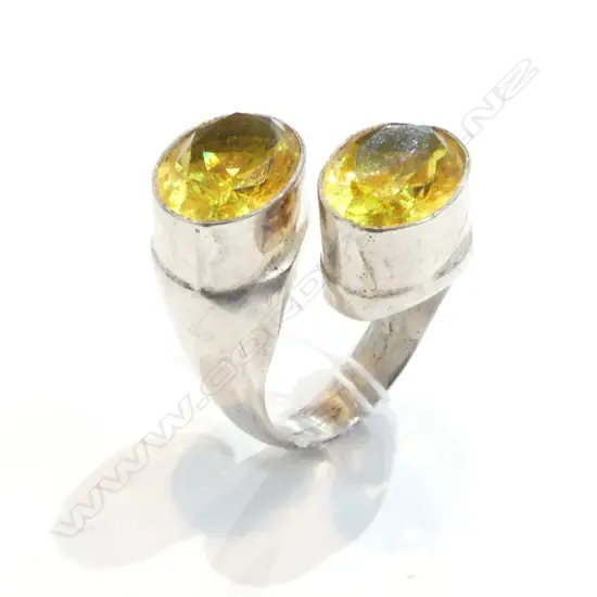 SILVER 2 CITRINE ? RING