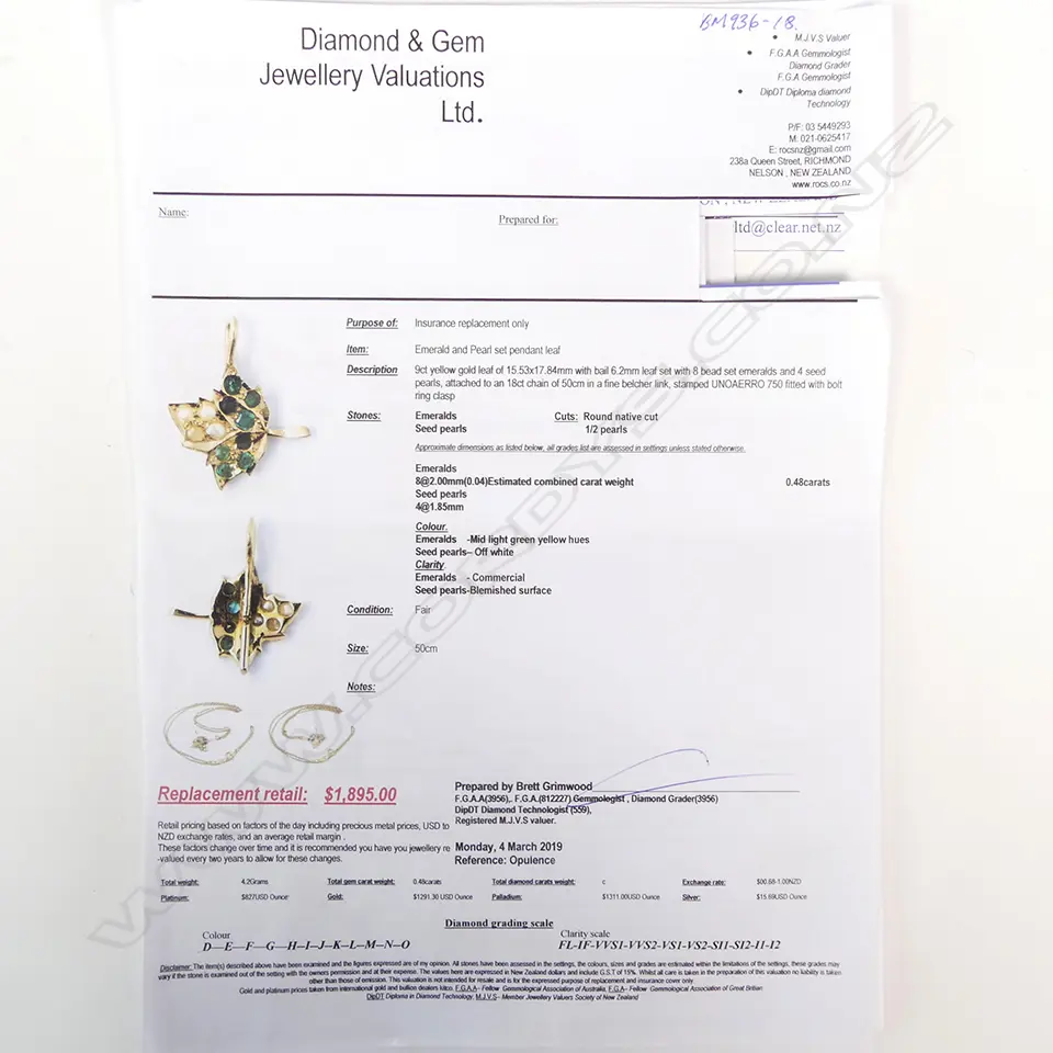 EMERALD PEARL LEAF DESIGN PENDANT Image 1++