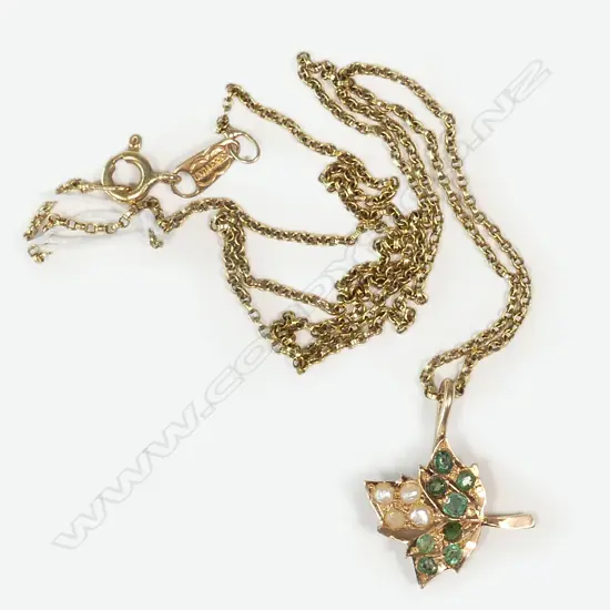 EMERALD PEARL LEAF DESIGN PENDANT