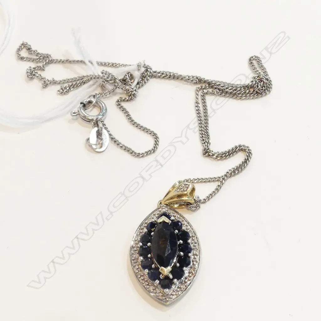 9CT GOLD DIAMOND SAPPHIRE PENDANT Image 1++