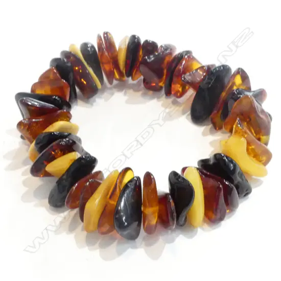MIXED AMBER BEAD BRACELET VARIOUS SHAPES COLOURS