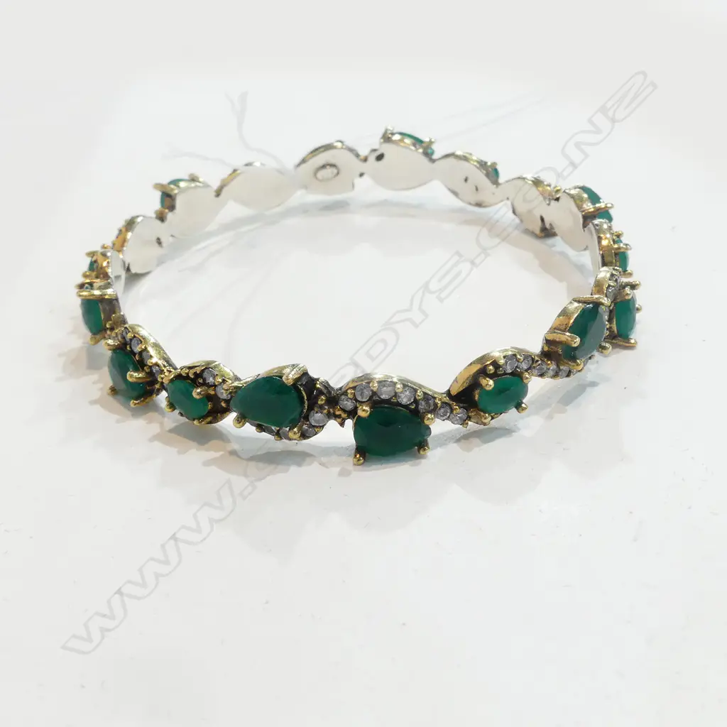 FAUX EMERALD DIAMOND BANGLE .925 SILVER Image 1++