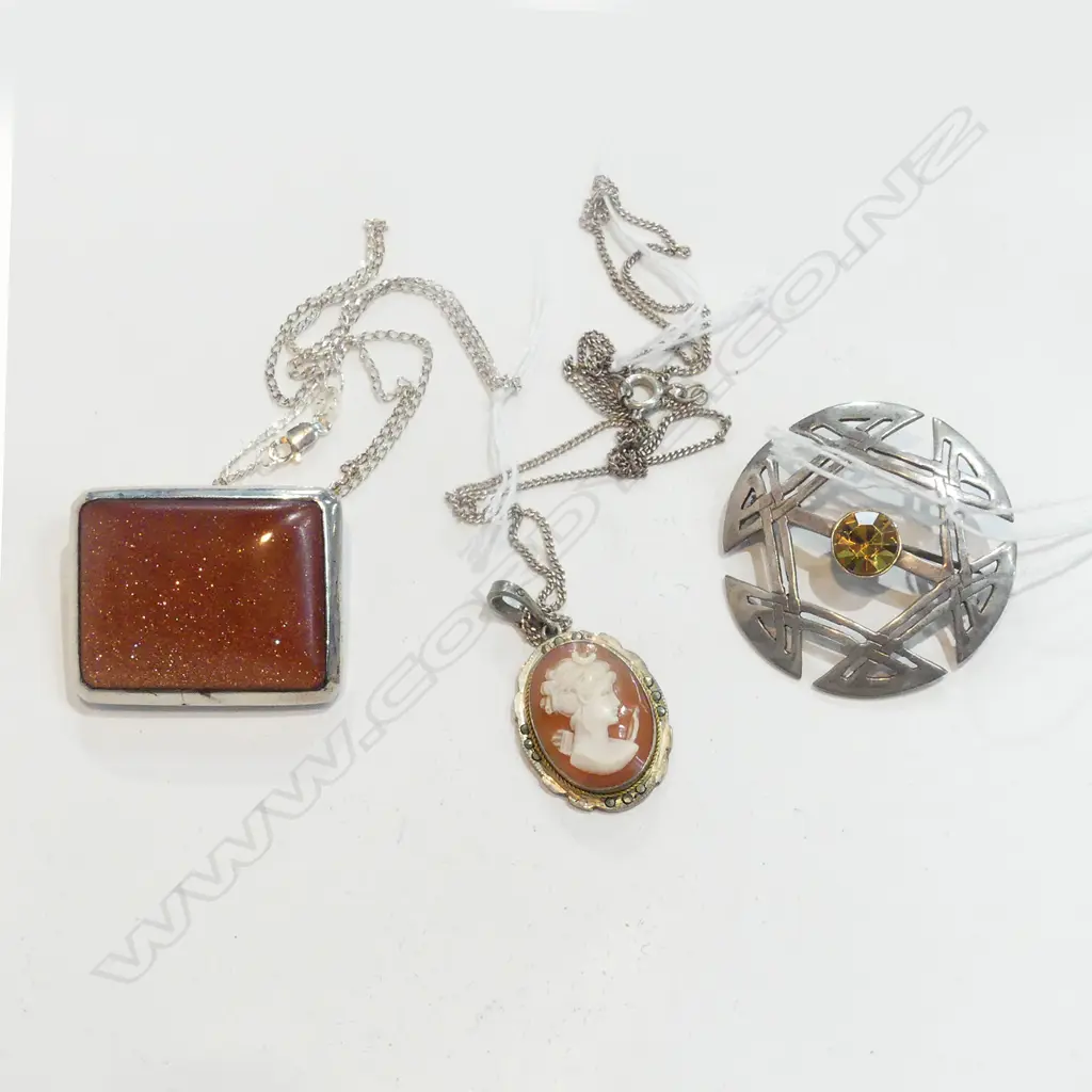 SILVER CAMEO PENDANT + GOLDSTONE PENDANT + BROOCH Image 1++