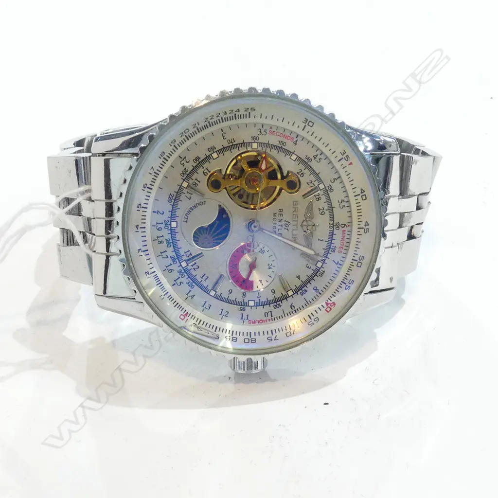 WHITE METAL 'BREITLING' COPY ? WRISTWATCH Image 1++