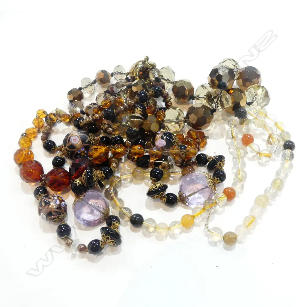 PINK BAG VINTAGE NECKLACES Image 1++