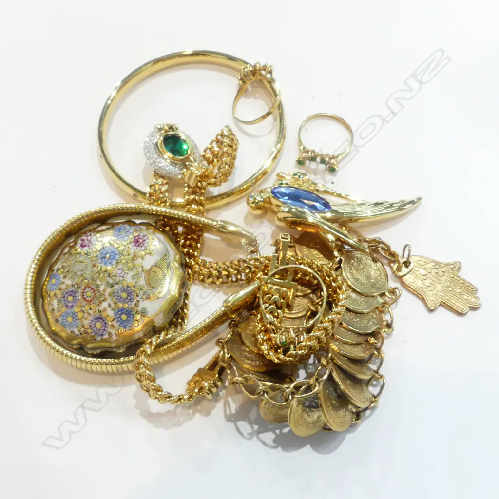 PINK BAG COSTUME JEWELLERY; SATSUMA BROOCH + Image 1++