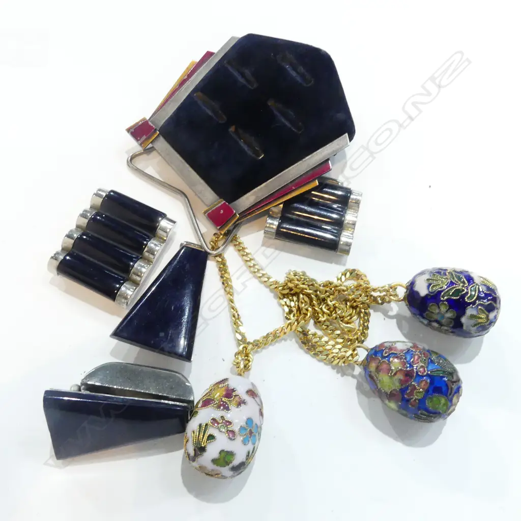 ART DECO RING TRAY + 2 DECO BUCKLES + CLOISONNE PENDANTS Image 1++