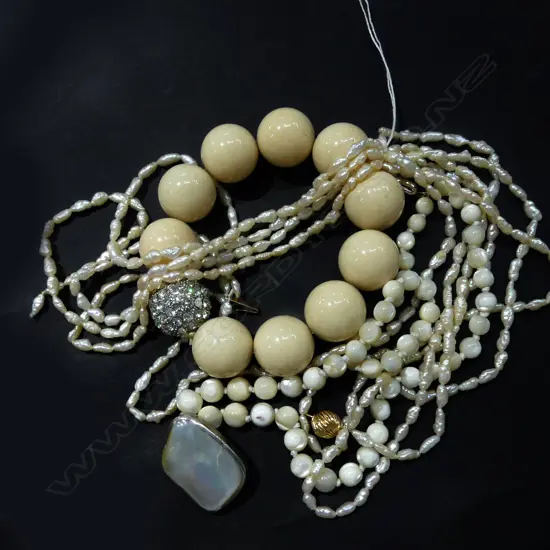 FAUX IVORY & CRYSTAL BRACELET + 2 NECKLACES