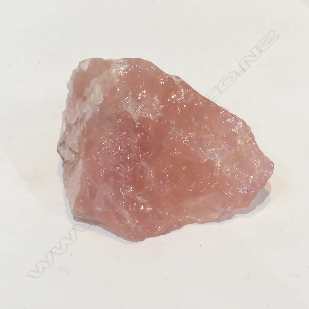 LARGE ROSE QUARTZ CRYSTAL Image 1++