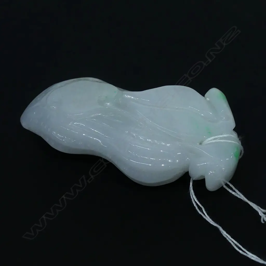 WHITE JADEITE VEGETABLE BRIGHT GREEN HIGHLIGHTS Image 1++