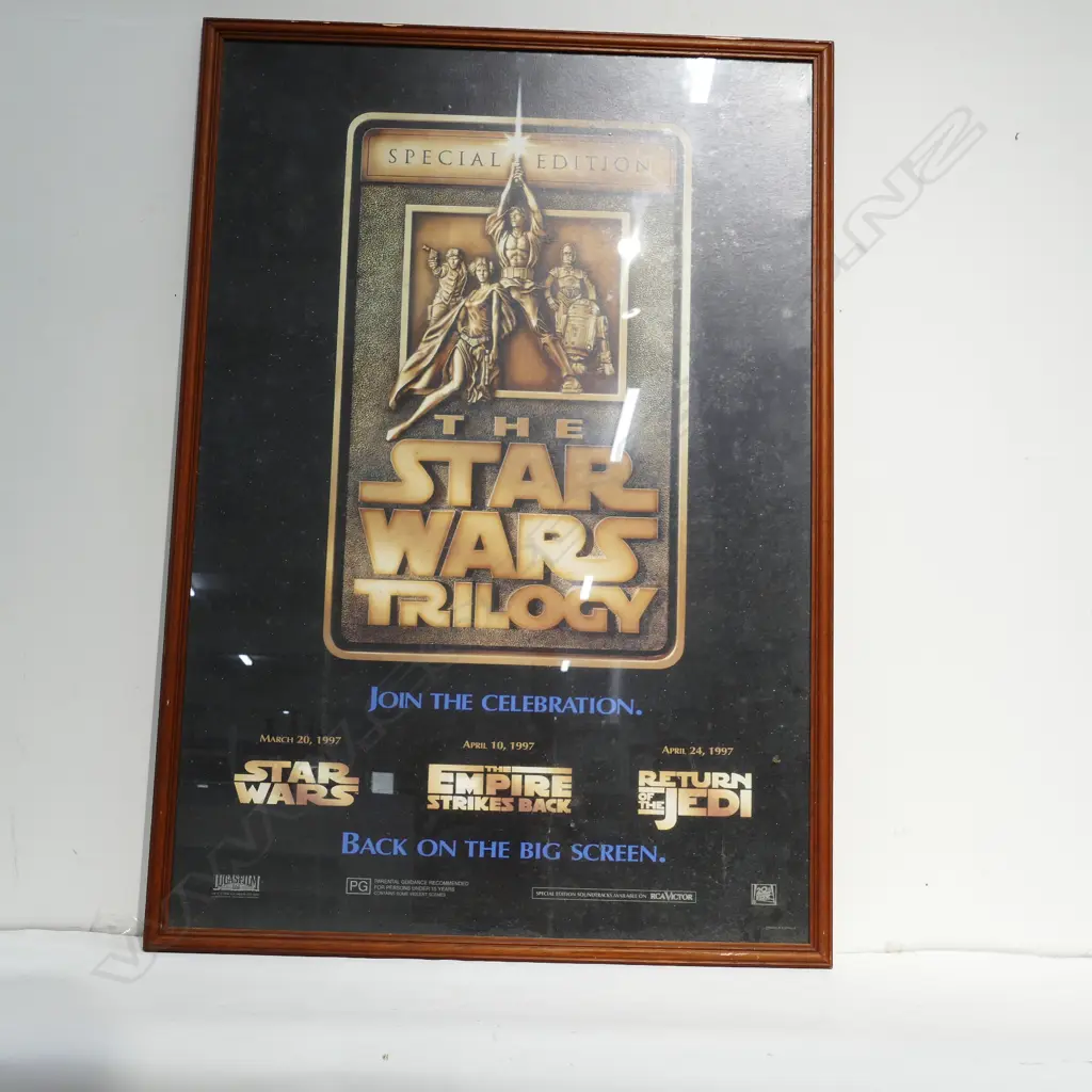 ORIGINAL 1997 COMMEMORATIVE REMASTERED/RERELEASED STAR WARS TRILOGY POSTER FRAME WITH GLASS PERFECT CONDITION   Image 1++