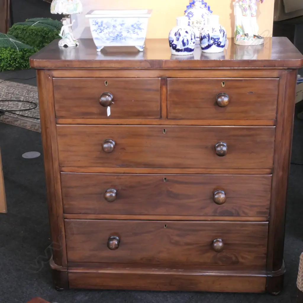 VICTORIAN CURVED CNRS 5 DRAWER CHEST H 1030 MM W 1020MM Image 1++