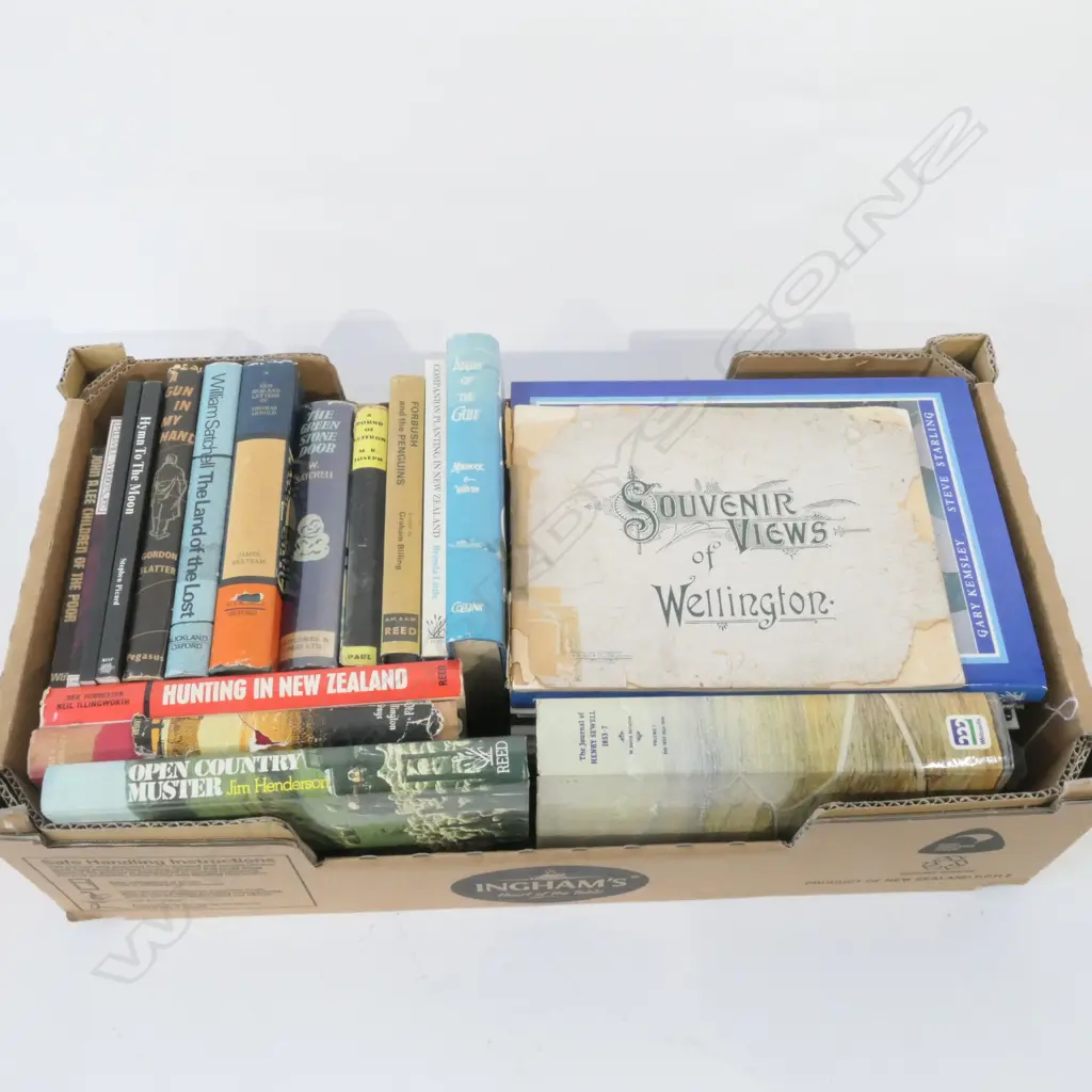 LOT ASST N.Z RELATED BOOKS Image 1++