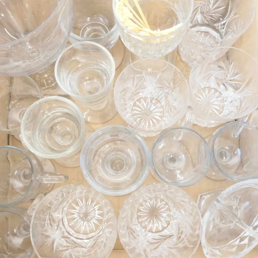 BOX LOT CRYSTAL INCL. 5 TUMBLERS, 4 VICTORIAN PENNY LICKS, 5 PUNCH CUPS AND 3 FOOTED PIECES + 13 IVORY? COCKTAIL STICKS Image 1++