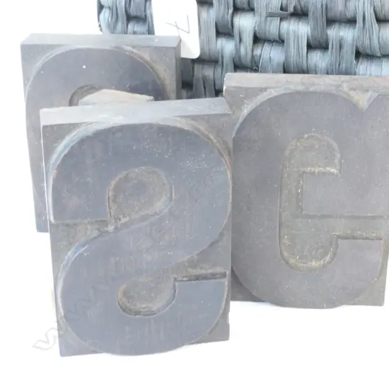 CANE BASKET OLD WOODEN PRINTERS TYPE MED/LGE