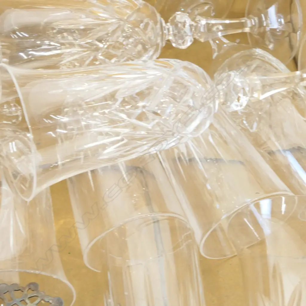 BOX OF CHAMPAGNE FLUTES AND TEA STRAINER ETC Image 1++