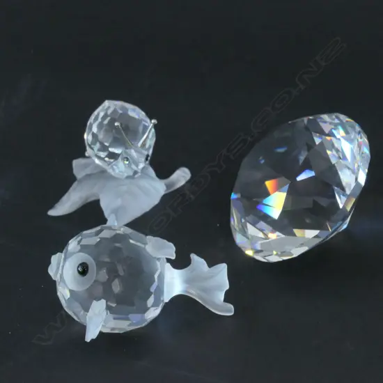 SWAROVSKI BOXED SNAIL/ DIAMOND + FISH H 40 MM