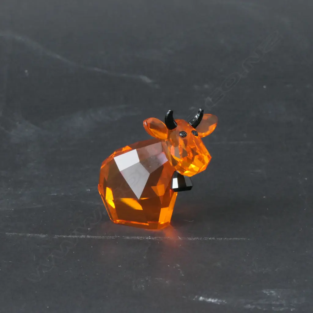 SWAROVSKI ORANGE BULL H 50 MM Image 1++