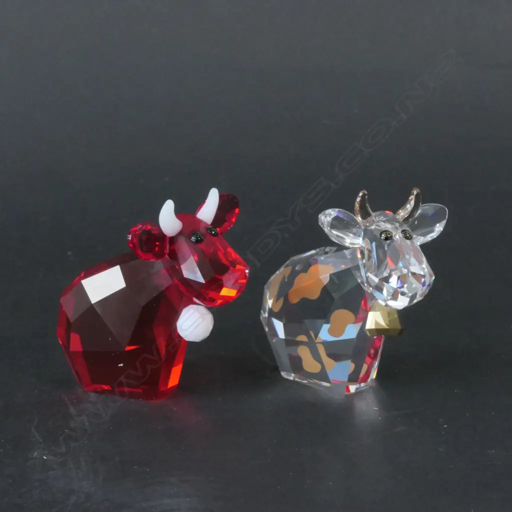 SWAROVSKI BOXED RED BULL + BROWN SPOTTED BULL H 40 MM Image 1++