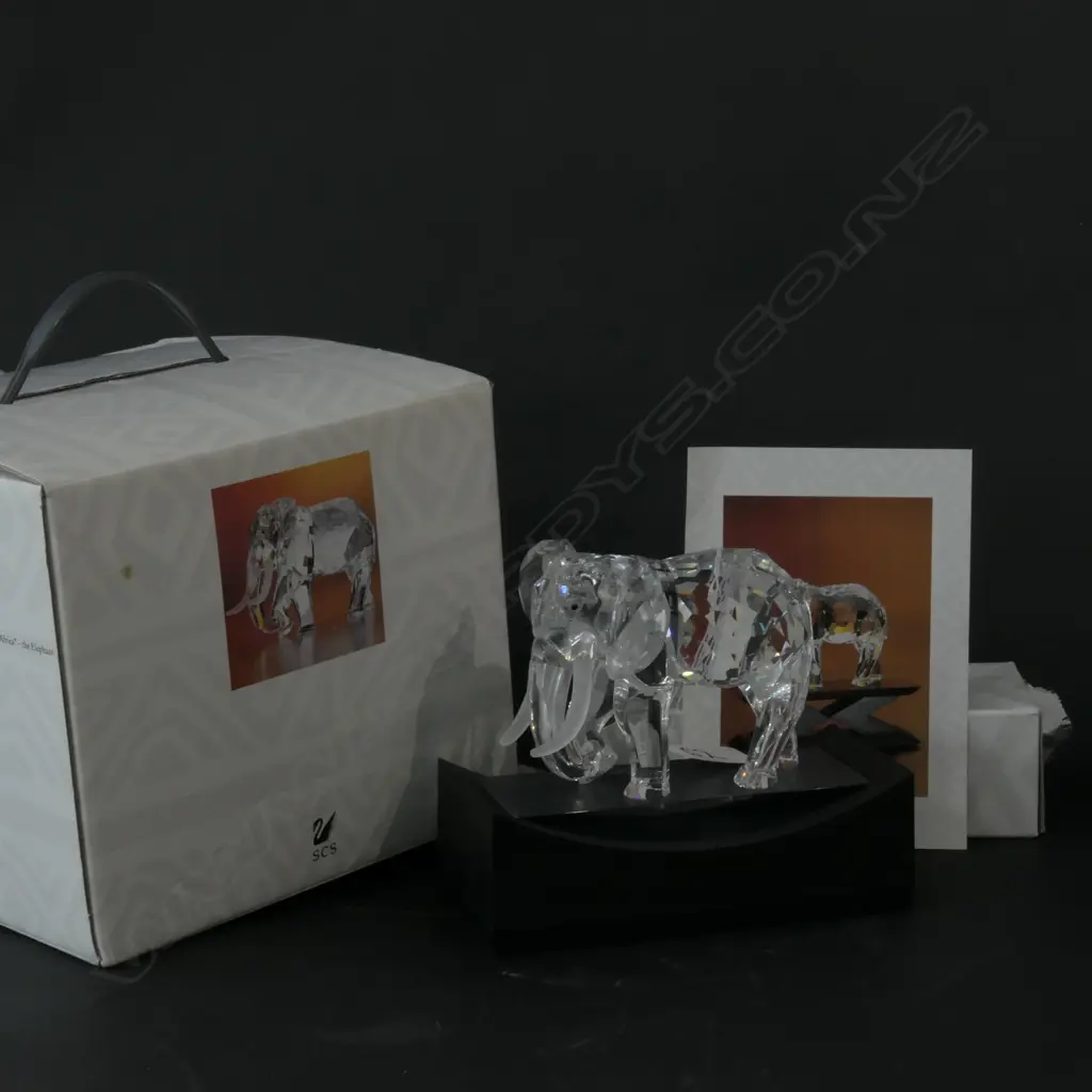 SWAROVSKI BOXED ELEPHANT 1993 WITH STAND H 90 MM Image 1++