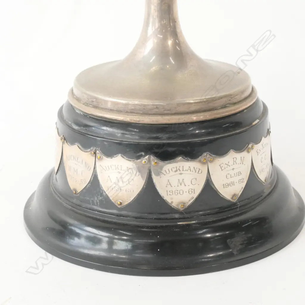 LARGE S/PLATE AUCKLAND TROPHY CUP.... Image 1++