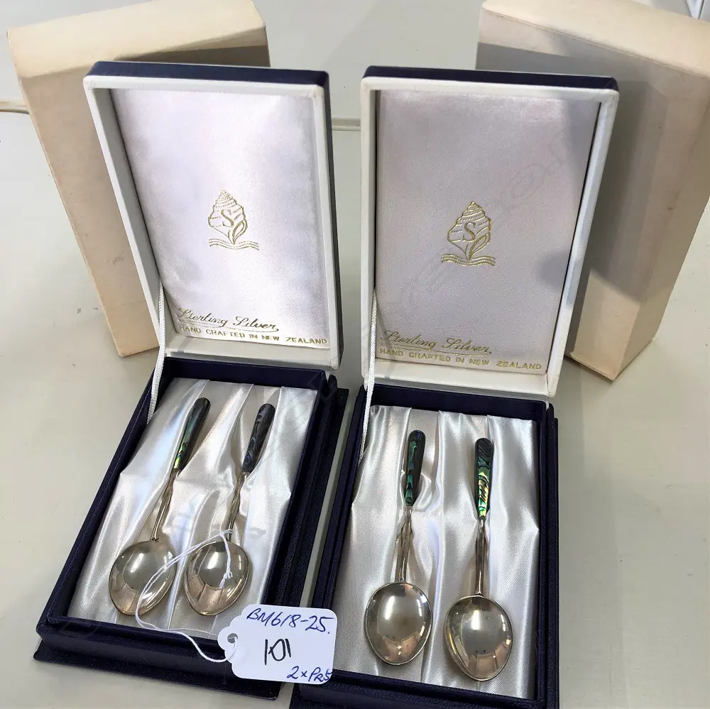 2 PRS OF NZ 'SHELLCRAFT' SILVER PAUA COFFEE SPOONS Image 1++