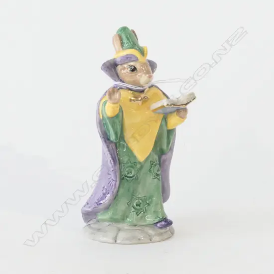 ROYAL DOULTON FIGURINE: MYSTIC BUNNYKINS