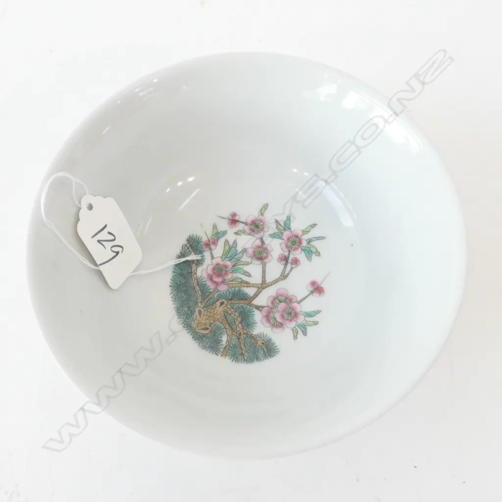 CHINESE FAMILLE GLAZED PORCELAIN BOWL w XUANTONG REIGN MARK Dia.150mm Image 1++