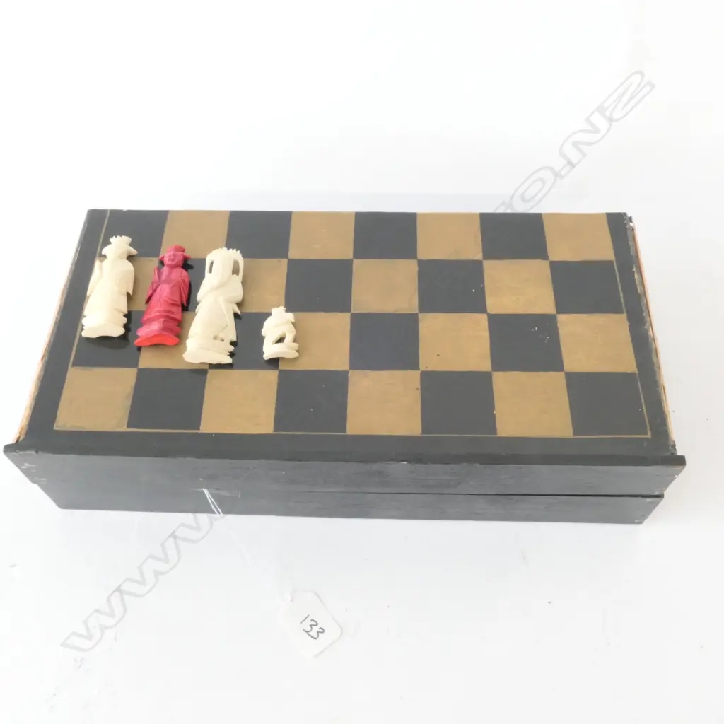 CHINESE BOXED BONE CHESS SET COMPLETE Image 1++