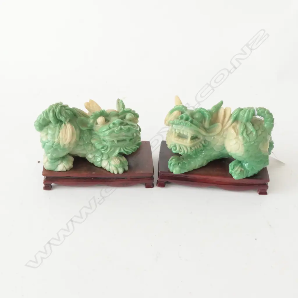 PR OF CHINESE GLASS DRAGONS ON STANDS H 110 MM Image 1++